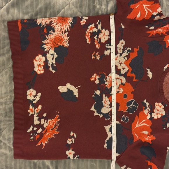 Men’s floral ASOS sweater - Picture 4 of 5